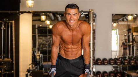 Cristiano Ronaldo has genital Botox injection for penis .